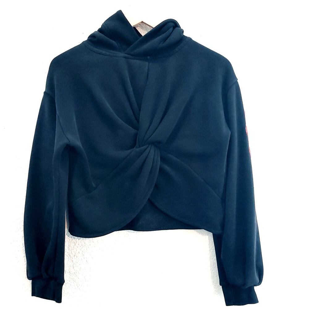 Michi Black Twist Front Crop Length Heart Sleeve Sweater Size M